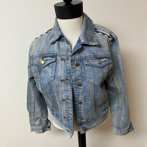 PPLA Jackets & Blazers - PPLA Classic Blue Denim Jacket women’s size S